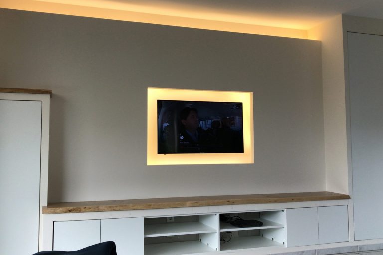 E9C9068C-4D23-4288-A18F-75F9716394F2